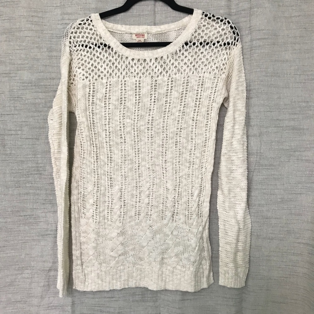 🎉Mossimo cream knitted sweater !moving sale!